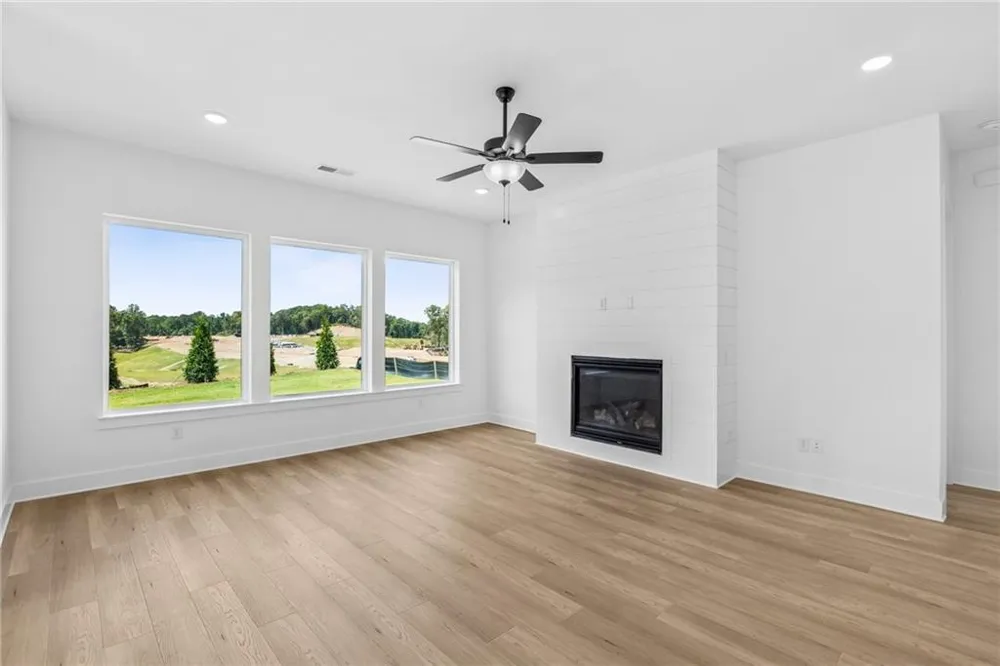 1403 Autumn Lake Drive SW Gainesville, GA 30504