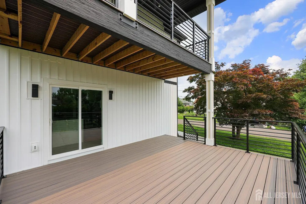141 Lund Avenue Edison, NJ 08820
