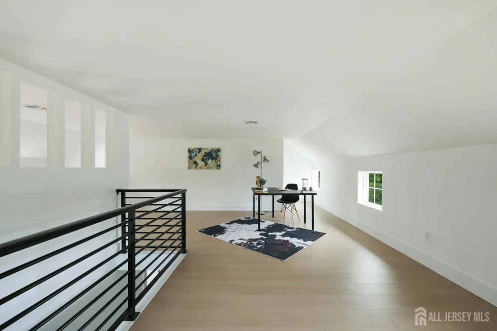 141 Lund Avenue Edison, NJ 08820