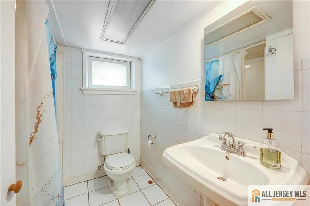 101 S 4th Avenue Highland Park, NJ 08904