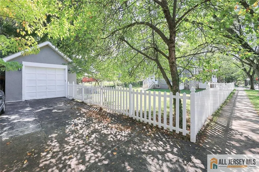 101 S 4th Avenue Highland Park, NJ 08904