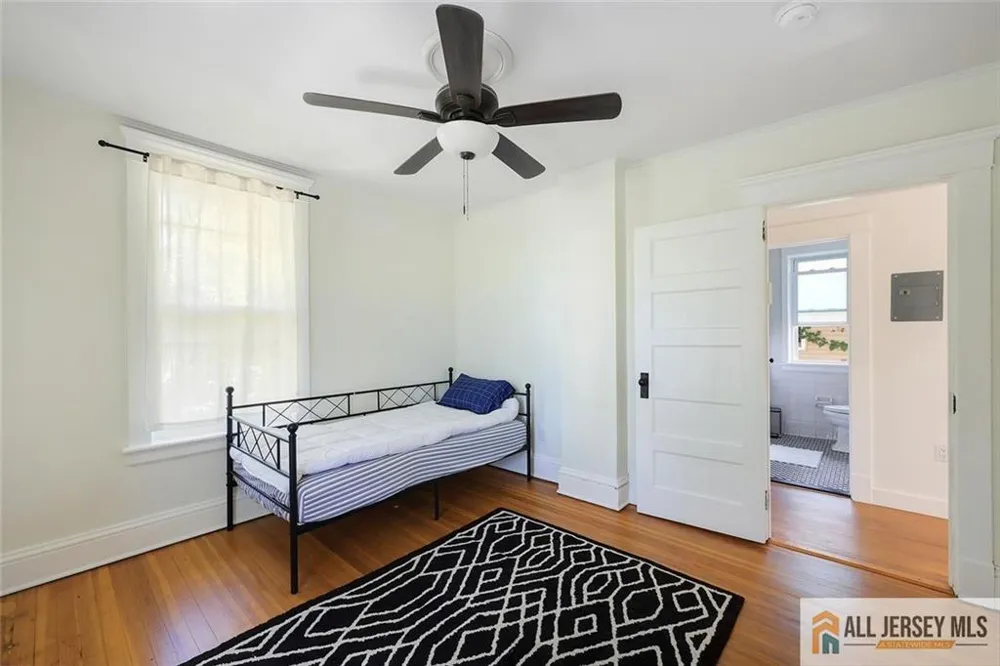 101 S 4th Avenue Highland Park, NJ 08904