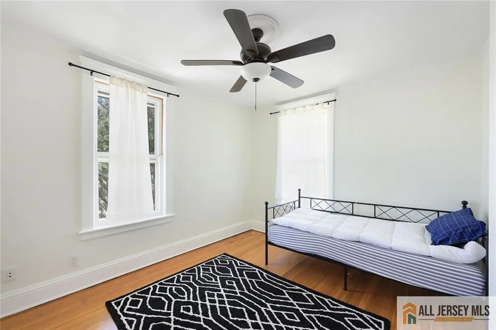 101 S 4th Avenue Highland Park, NJ 08904