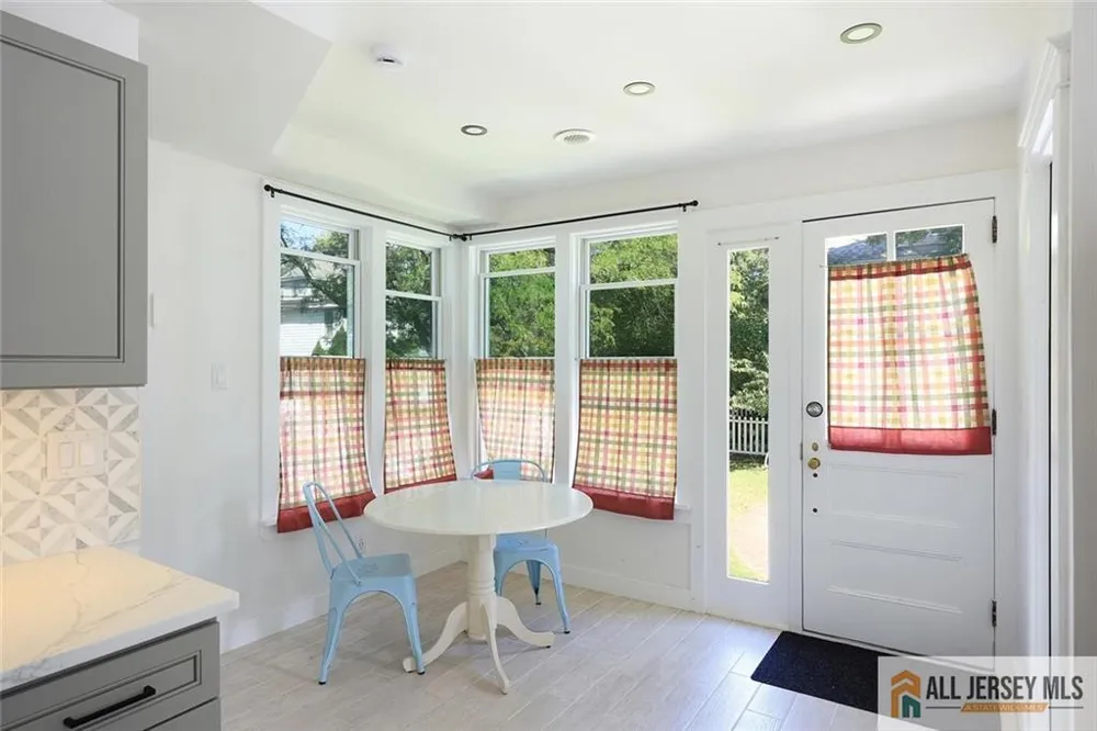 101 S 4th Avenue Highland Park, NJ 08904