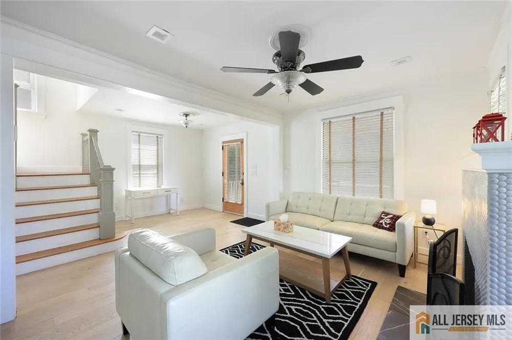 101 S 4th Avenue Highland Park, NJ 08904