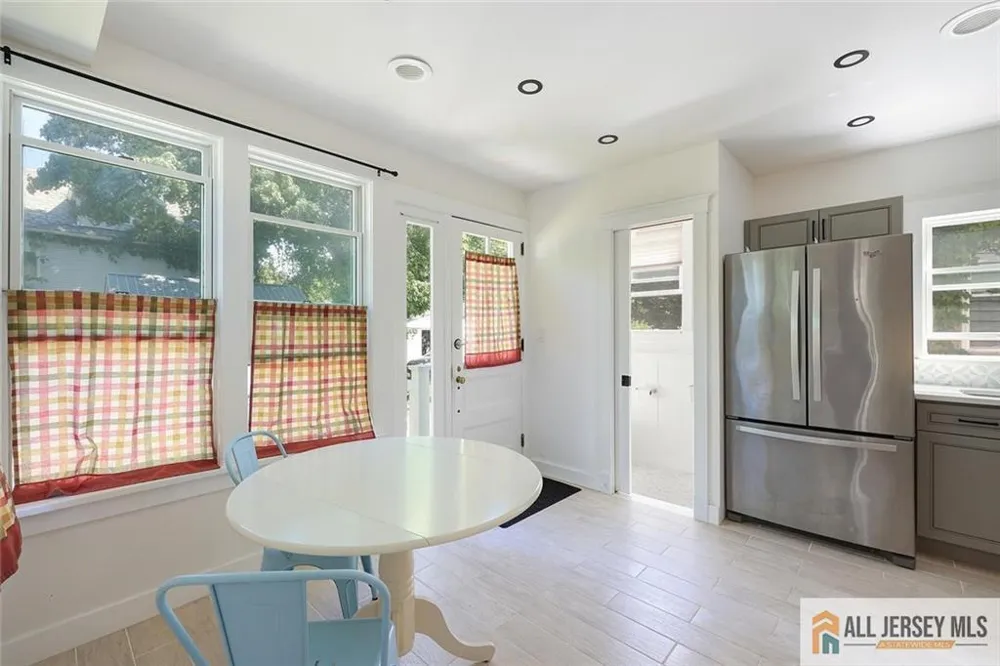 101 S 4th Avenue Highland Park, NJ 08904