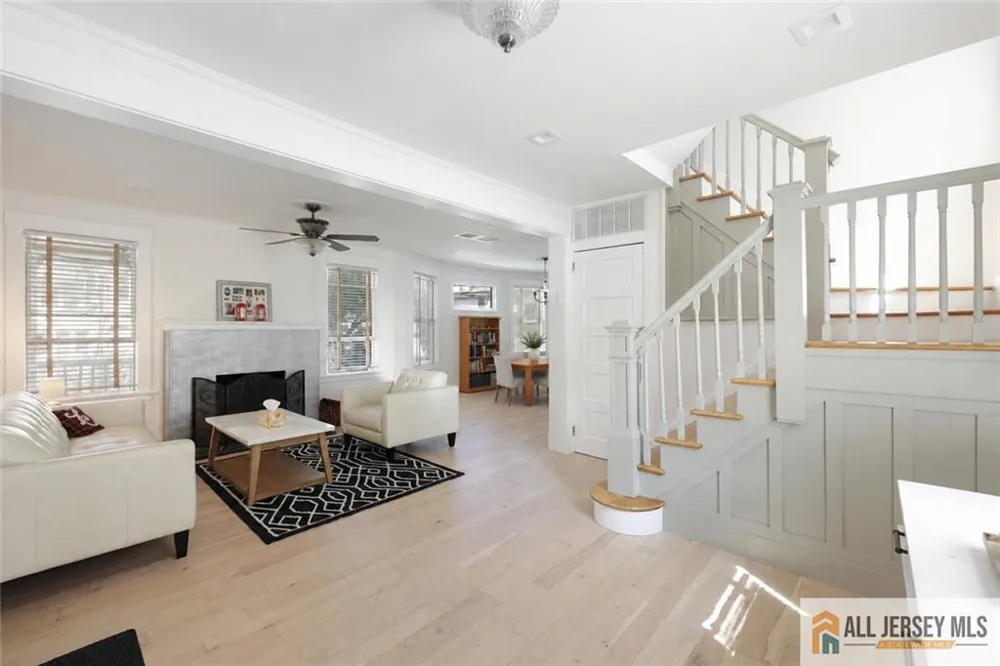 101 S 4th Avenue Highland Park, NJ 08904
