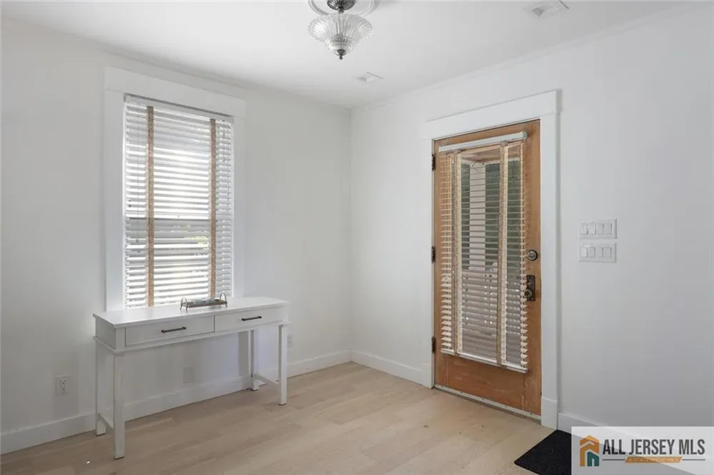 101 S 4th Avenue Highland Park, NJ 08904