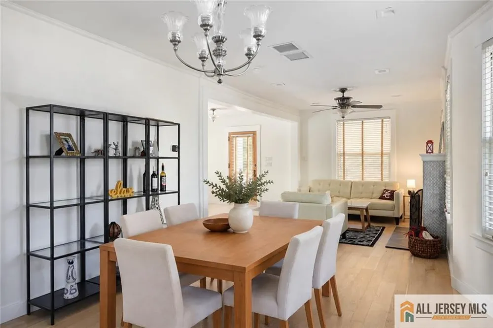 101 S 4th Avenue Highland Park, NJ 08904