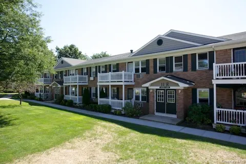 1355 Roanoke Avenue #11RB