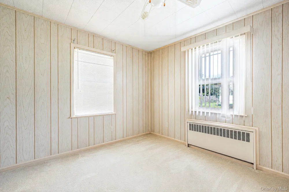 223 Fulton Avenue Lindenhurst, NY 11757