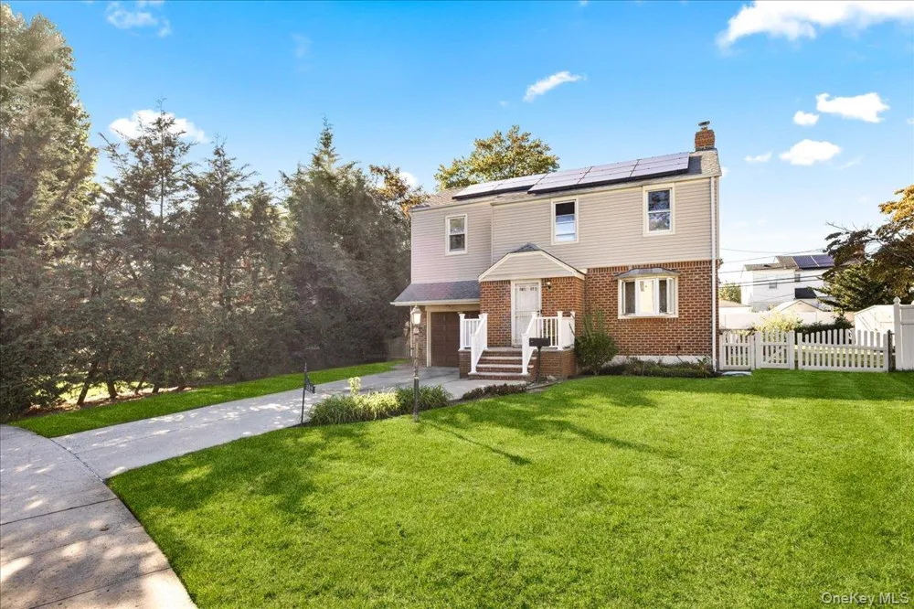 132 Nassau Street Elmont, NY 11003