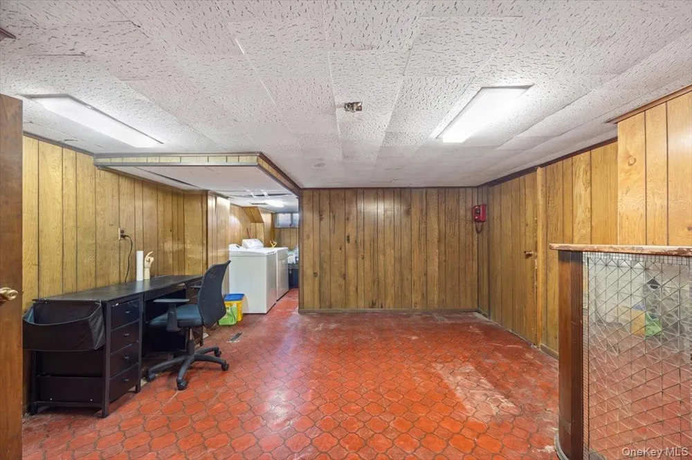 132 Nassau Street Elmont, NY 11003