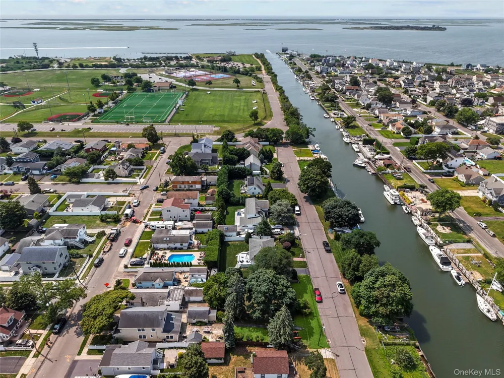 81 Wilson Avenue Amityville, NY 11701