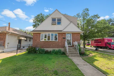 19 Acorn Place