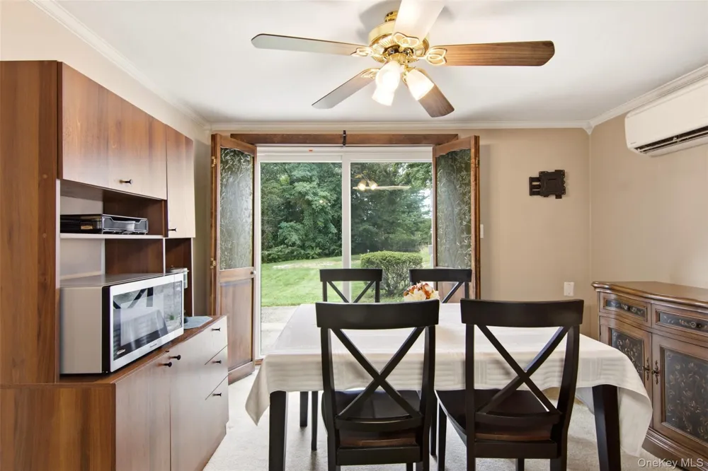 224 Holbrook Avenue Ronkonkoma, NY 11779