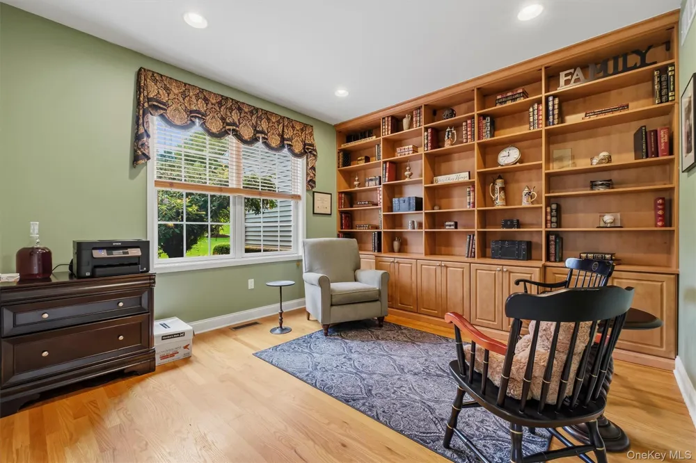 75 Spy Glass Hill Road Hopewell Junction, NY 12533