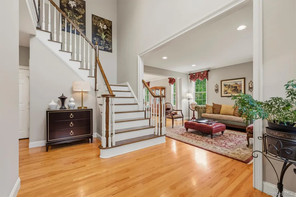 75 Spy Glass Hill Road Hopewell Junction, NY 12533