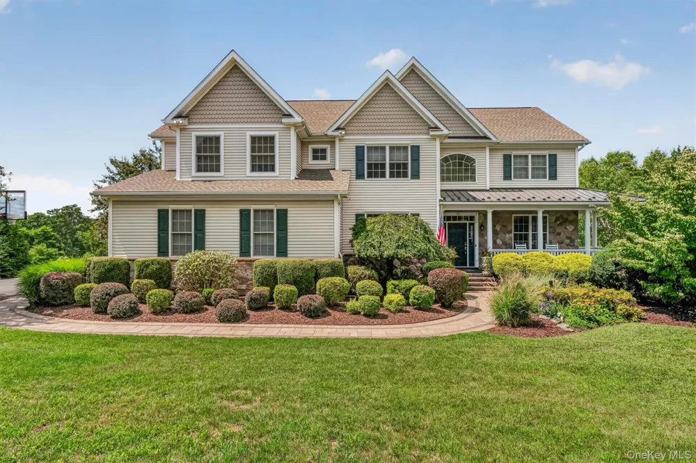75 Spy Glass Hill Road Hopewell Junction, NY 12533