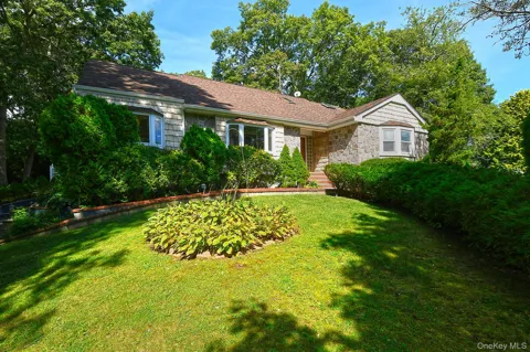 4 Village Hill Drive