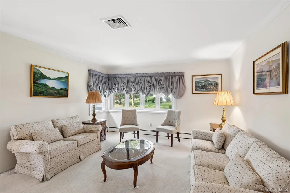 35 Cherrywood Drive East Northport, NY 11731