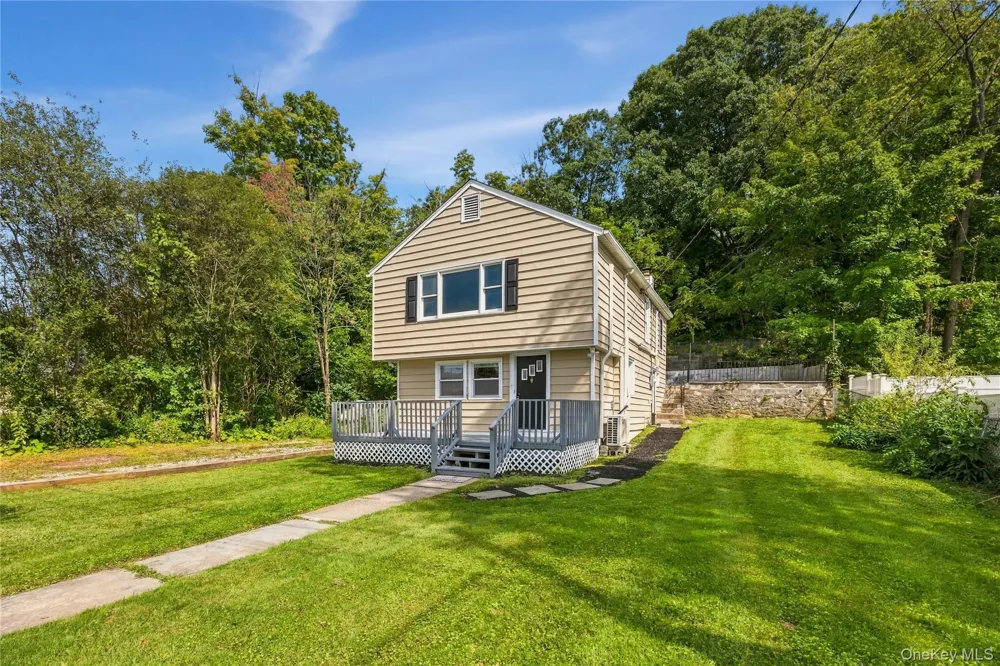 12 Montrose Drive Carmel, NY 10512
