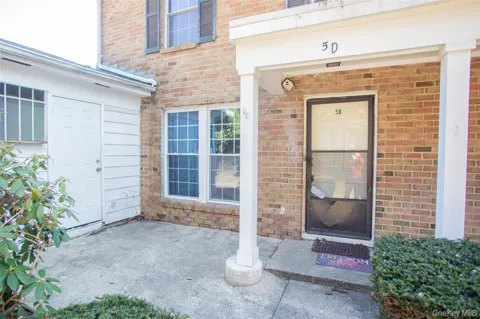 5 Ethan Allen Court