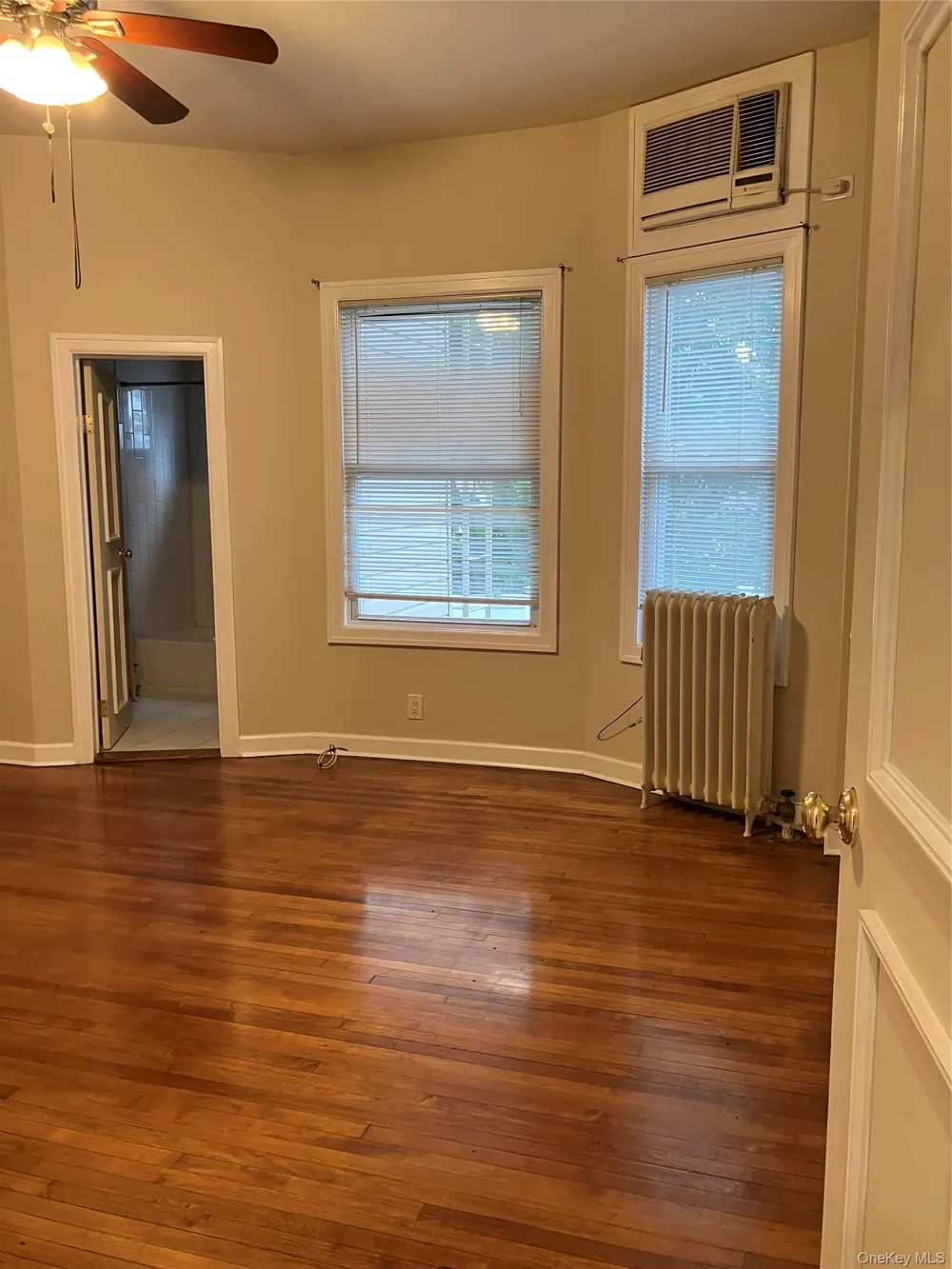 7  Dewey Street Dewey Street #3 Huntington, NY 11743