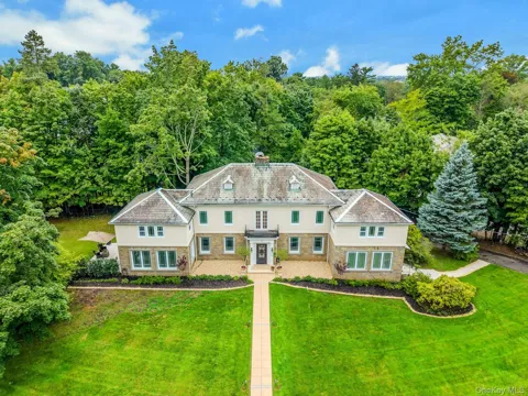 50 Forest Circle
