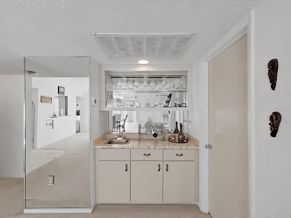 700 STARKEY ROAD #824 Largo, FL 33771
