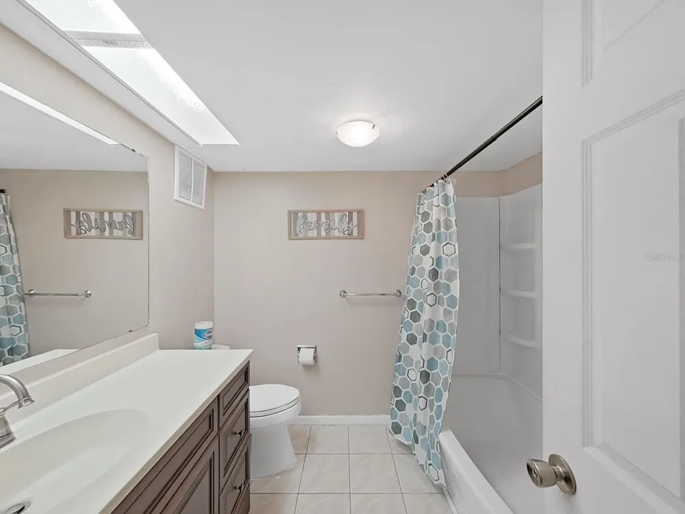 700 STARKEY ROAD #824 Largo, FL 33771