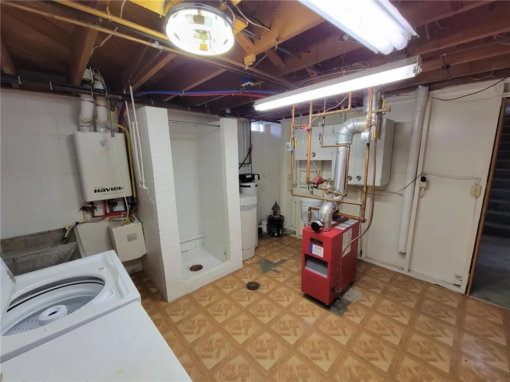 6516 Elm Street North Branch, MN 55056