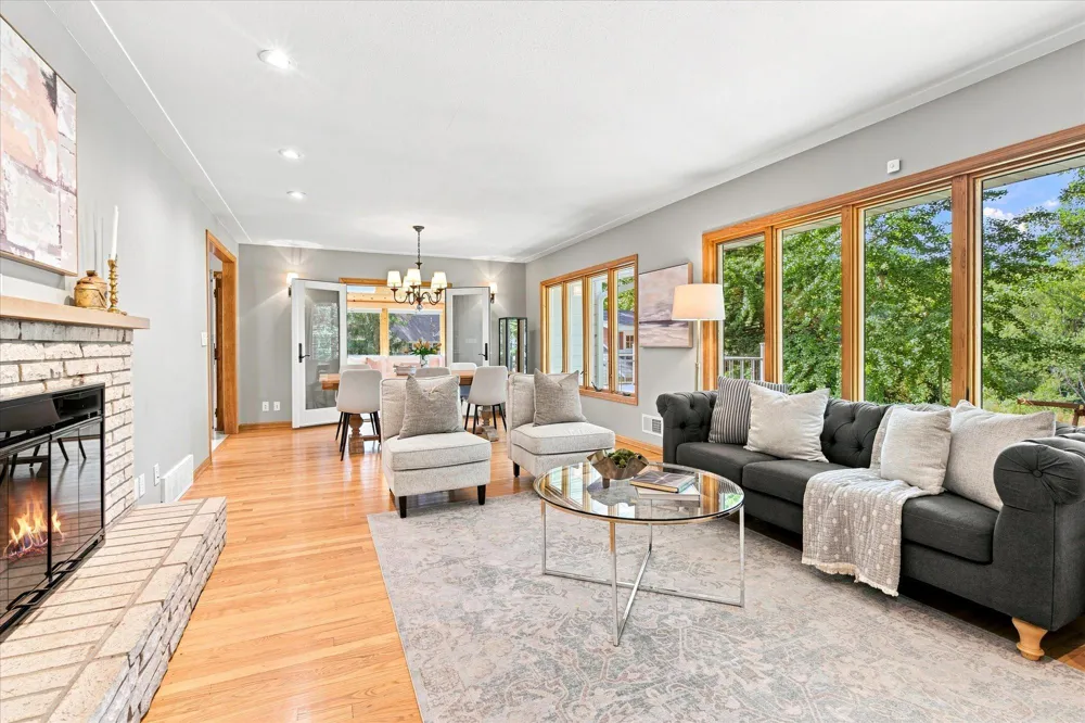 111 Teresa Drive West Saint Paul, MN 55118