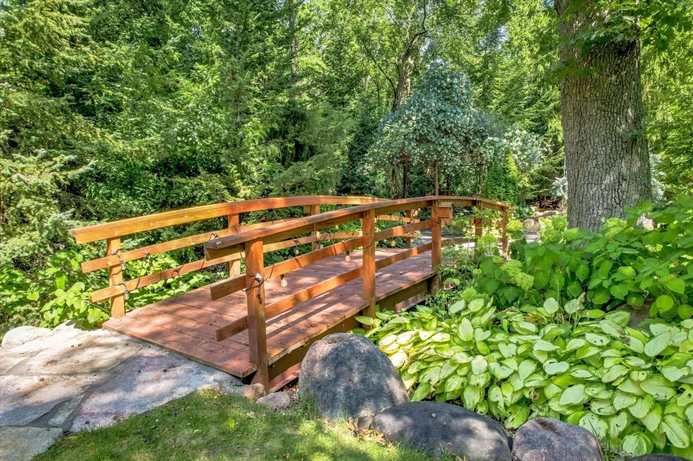 111 Teresa Drive West Saint Paul, MN 55118