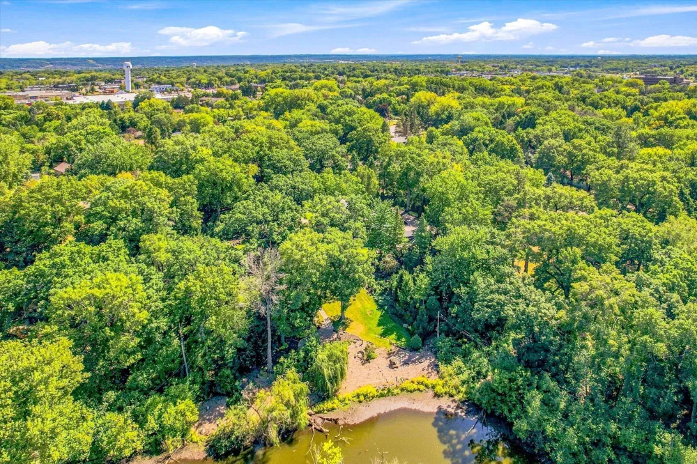 111 Teresa Drive West Saint Paul, MN 55118