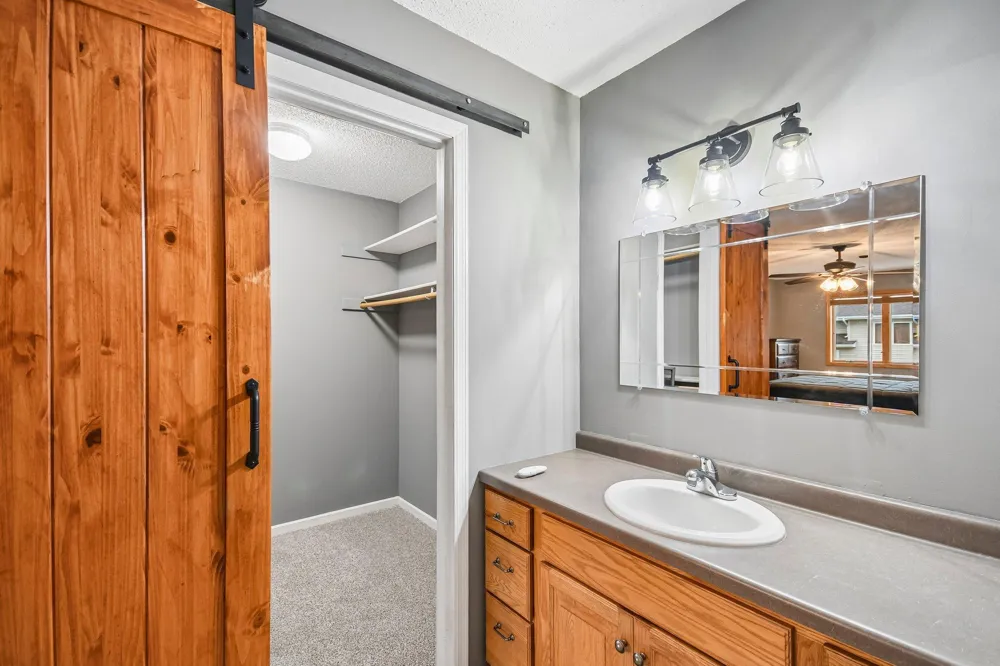 178 Sieben Crest Lane Hastings, MN 55033