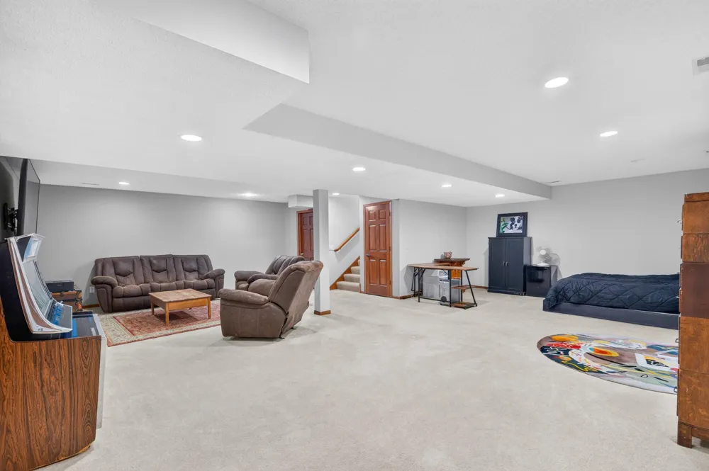 830 Ramsey Avenue Carver, MN 55315