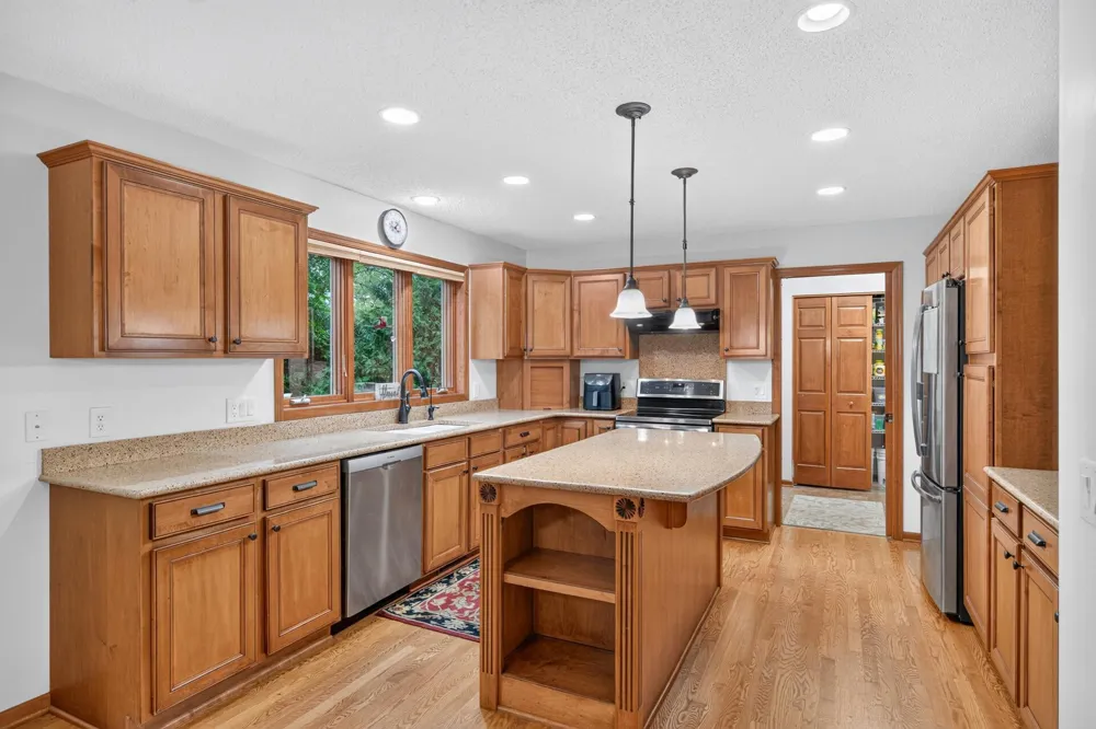 830 Ramsey Avenue Carver, MN 55315