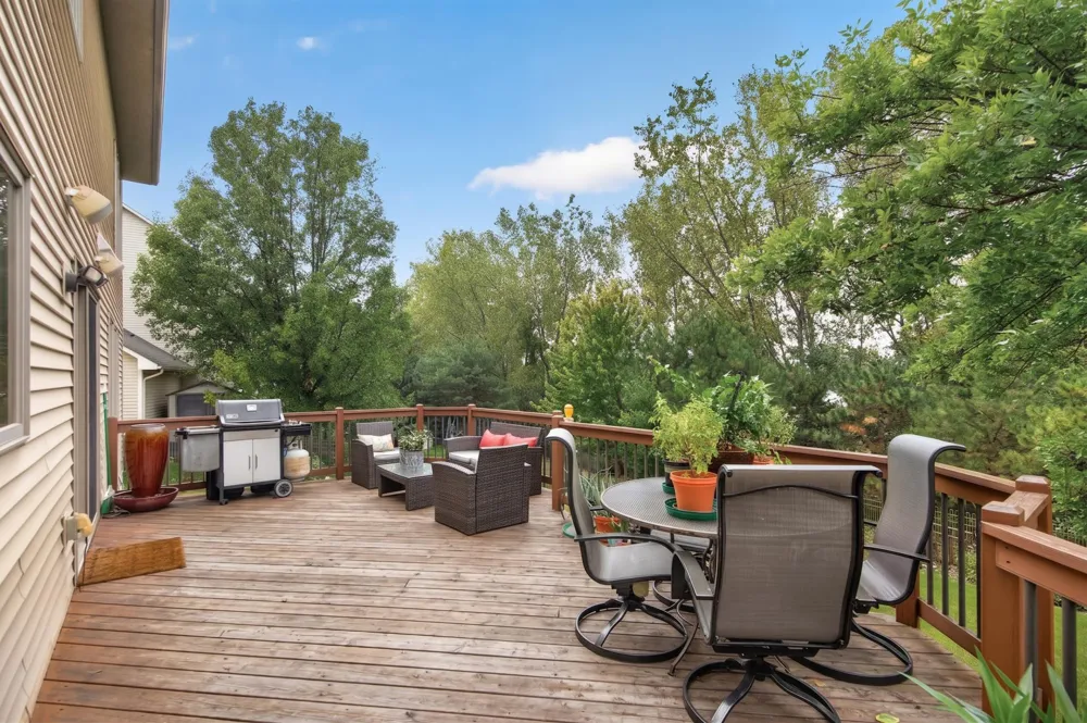 830 Ramsey Avenue Carver, MN 55315
