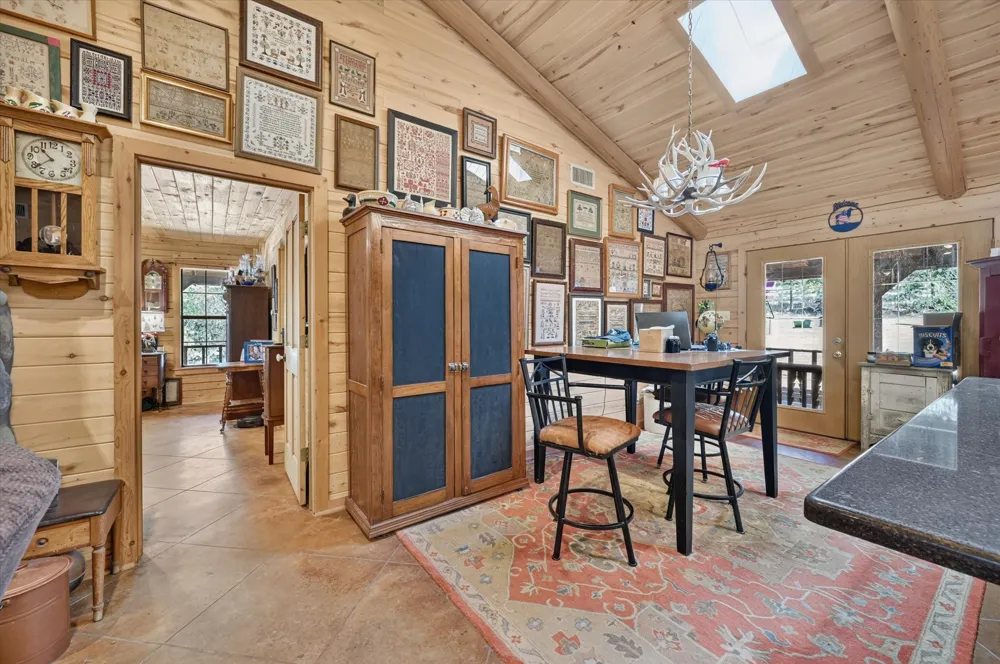 1623 Three Skillet Road Springtown, TX 76082