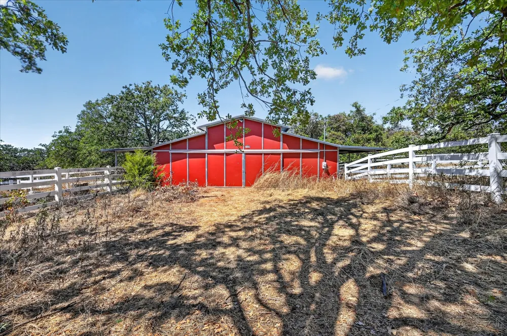 1623 Three Skillet Road Springtown, TX 76082