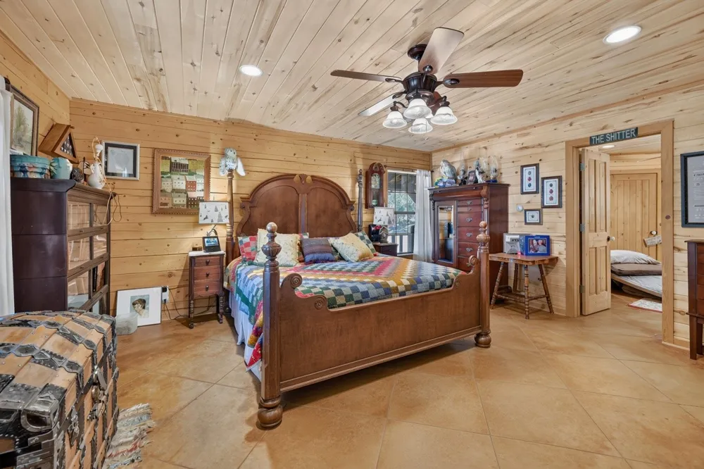 1623 Three Skillet Road Springtown, TX 76082