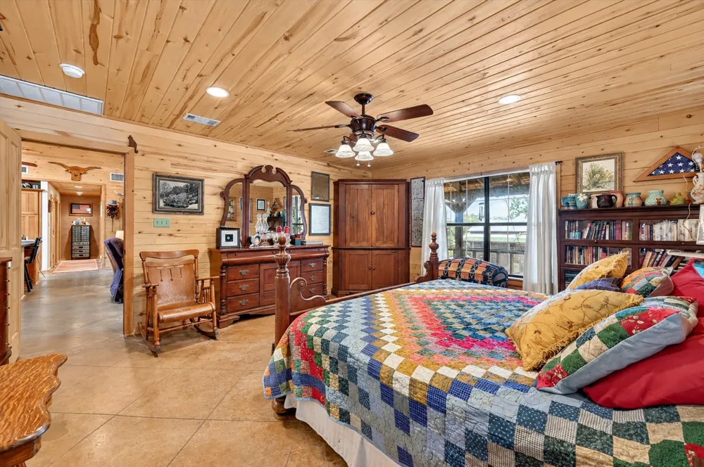 1623 Three Skillet Road Springtown, TX 76082