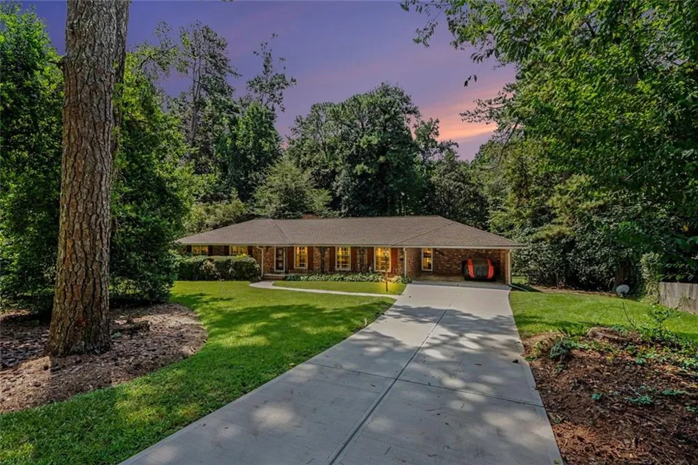 4151 Durham Circle Stone Mountain, GA 30083