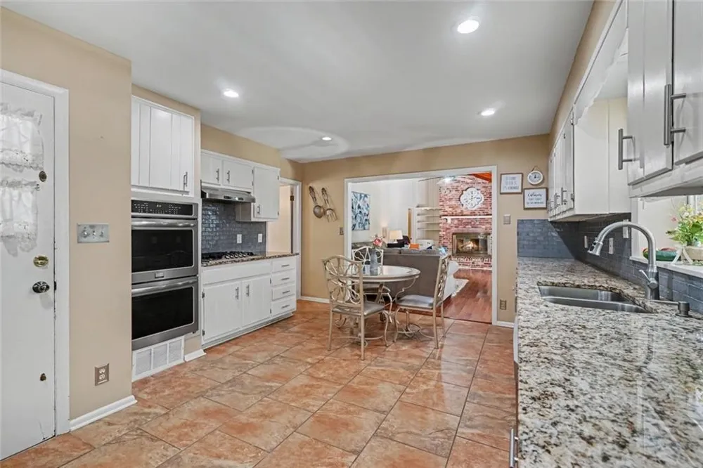 4151 Durham Circle Stone Mountain, GA 30083