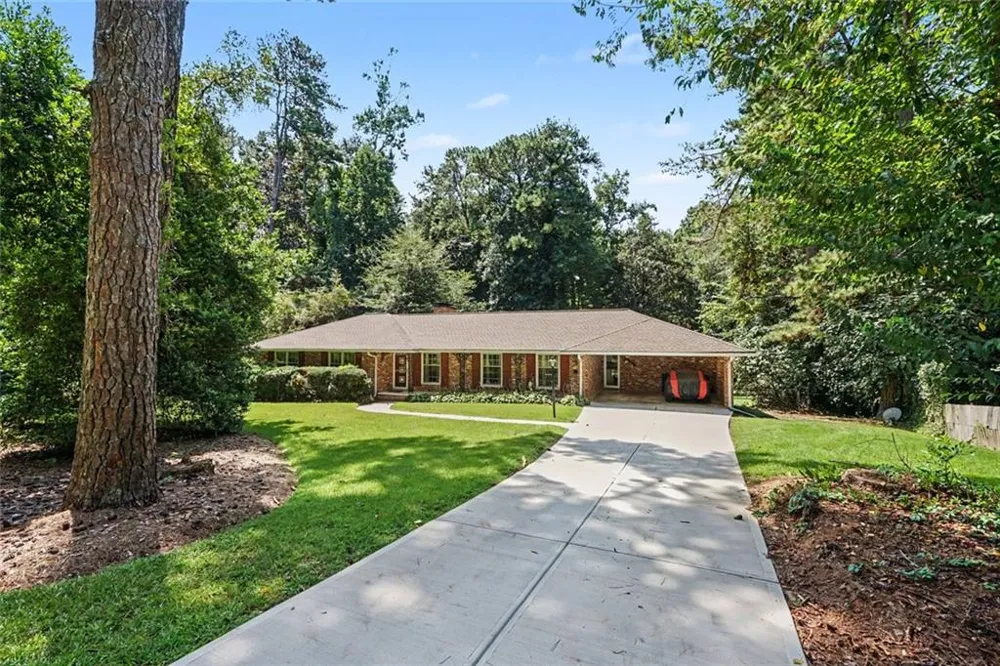 4151 Durham Circle Stone Mountain, GA 30083