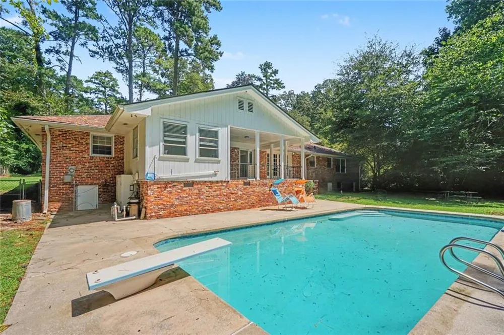 4151 Durham Circle Stone Mountain, GA 30083