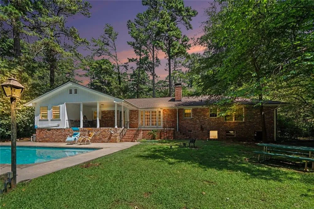 4151 Durham Circle Stone Mountain, GA 30083