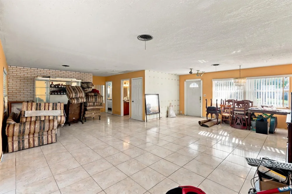 430 Ware Drive West Palm Beach, FL 33409