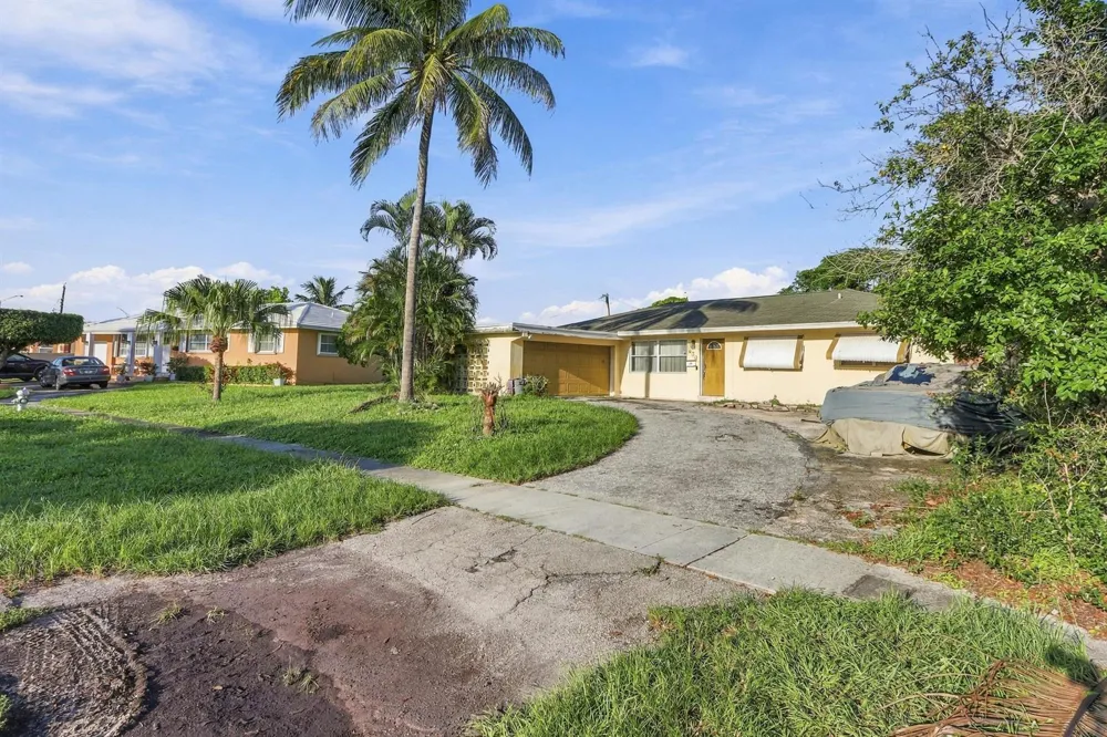 430 Ware Drive West Palm Beach, FL 33409